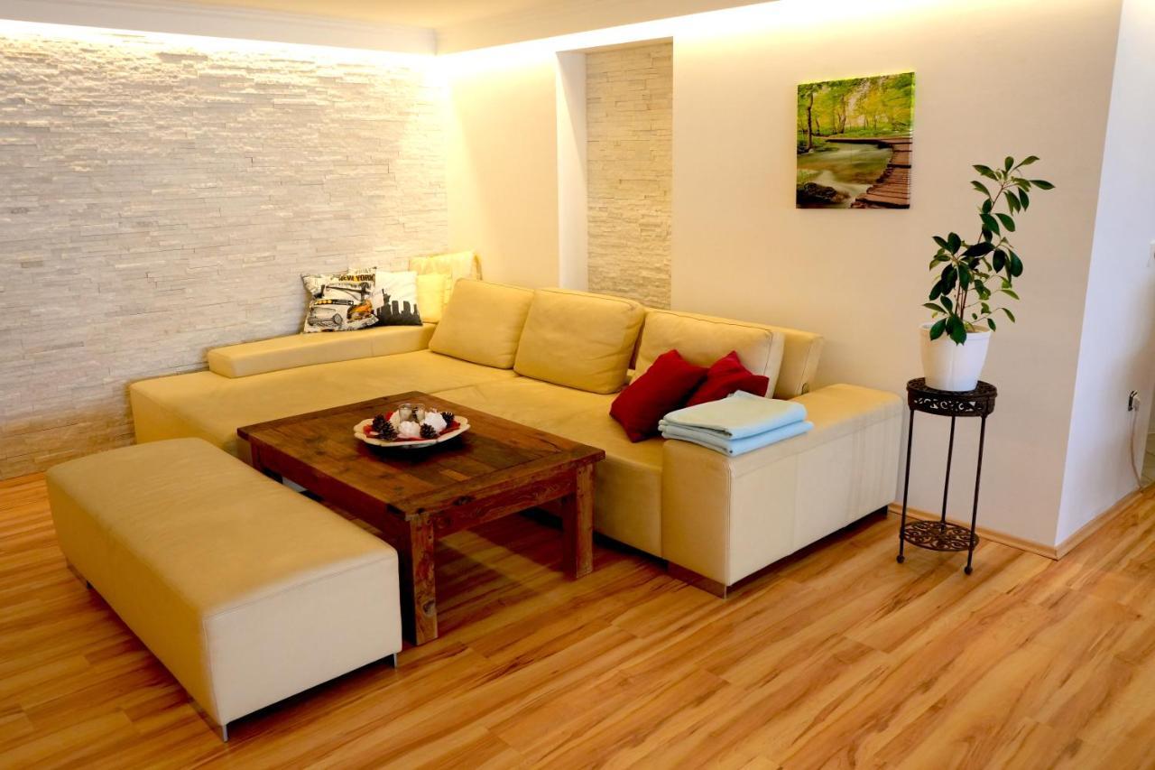 Dreamly Suites Oslip Екстериор снимка